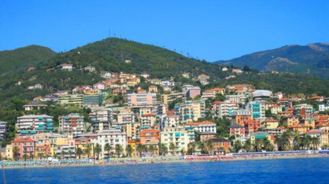 Varazzesuite Apartment 瓦拉泽 外观 照片